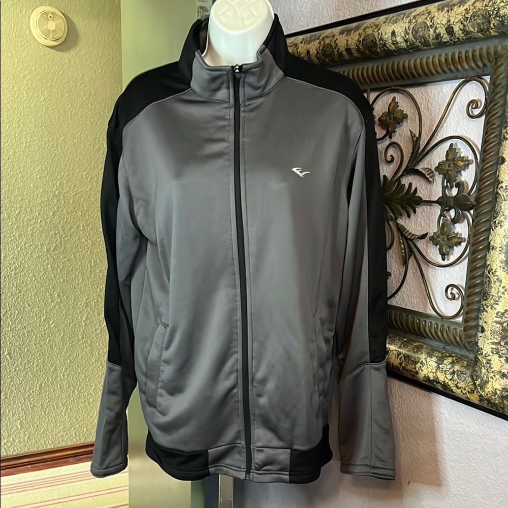 NWT Everlast Gray and Black Athletic Jacket with High Collar & Full Zipper Sz  S